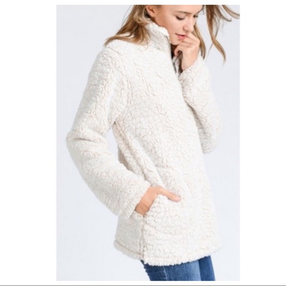 ✨FALL✨Sherpa soft zip pull over - Picture 2 of 6